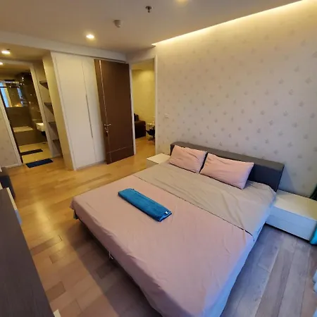 15 Sukhumvit Residences